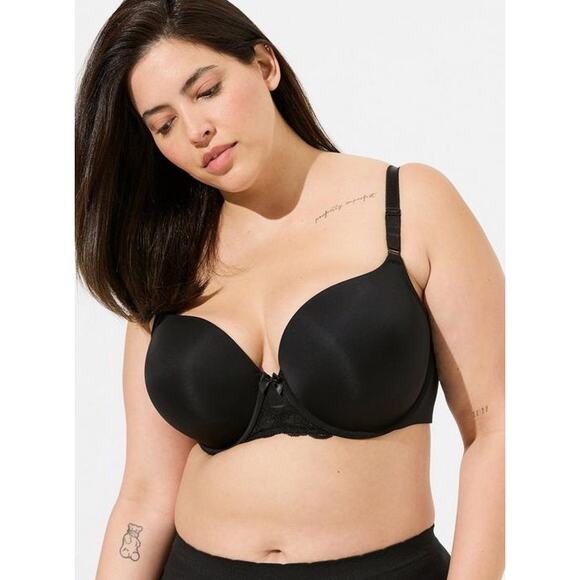 Torrid Curves Black Perfect T-Shirt Push-Up Padding Underwire Bra Size 44C - Picture 1 of 5